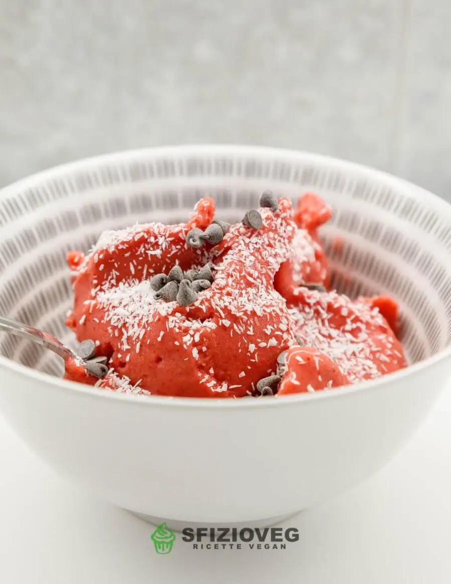 gelato vegano alla fragola