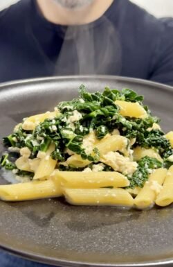 Pasta Cremosa con Cavolo Nero e Tofu Vellutato