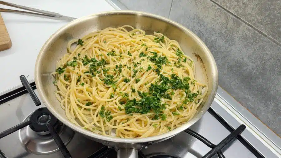 pasta con mollica croccante 2